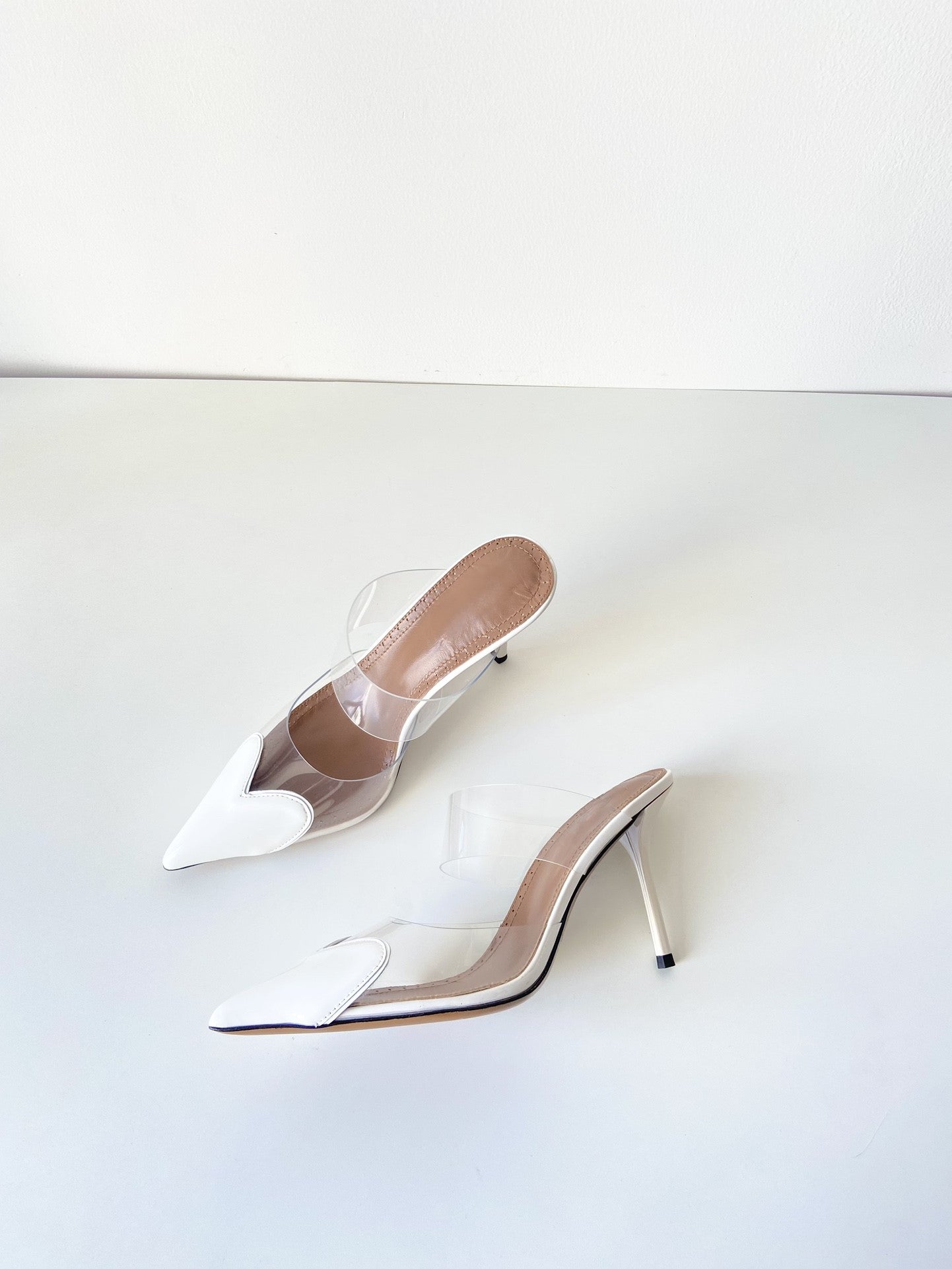 Heart high heel slippers