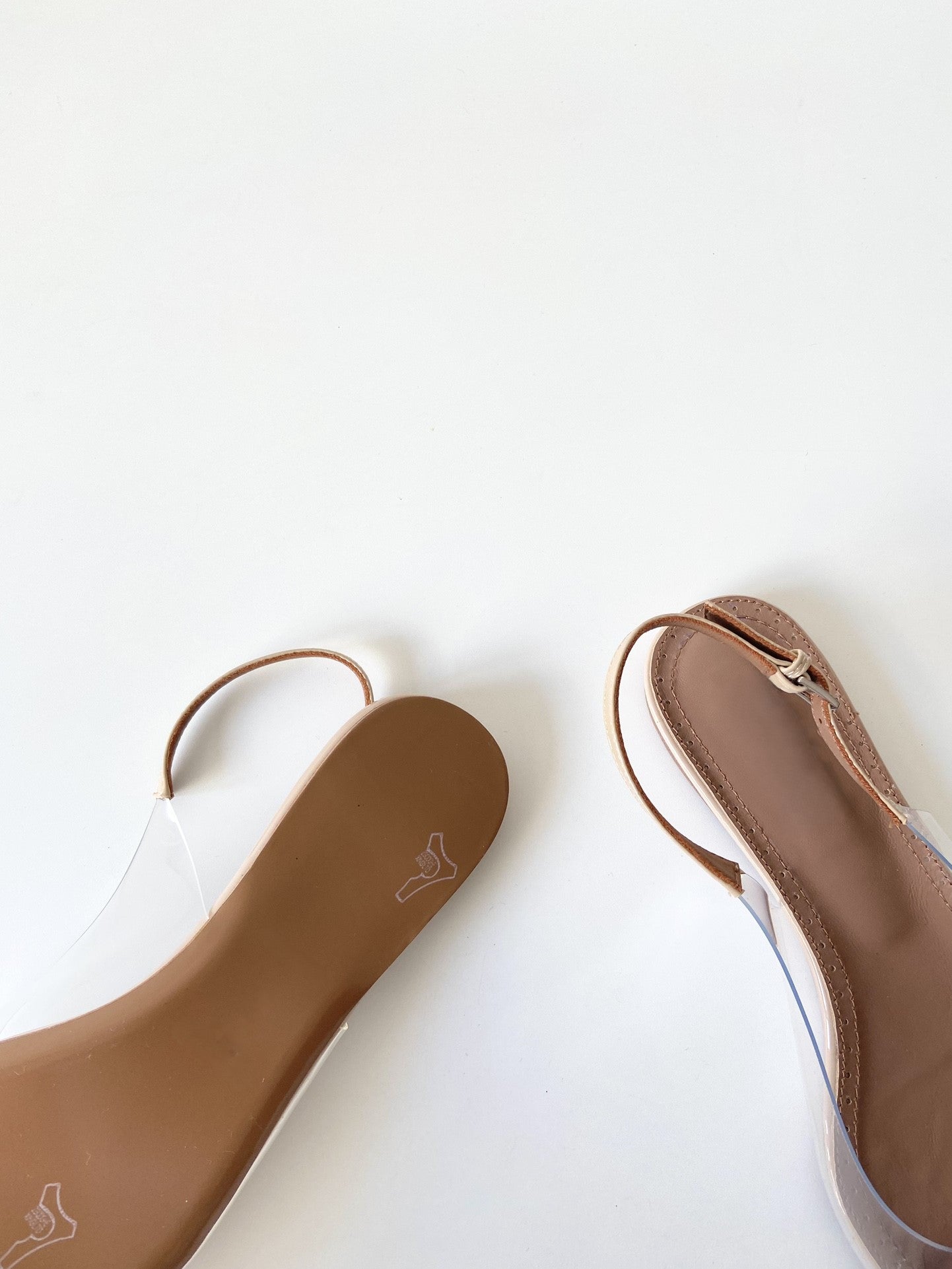 Love heart flat shoes