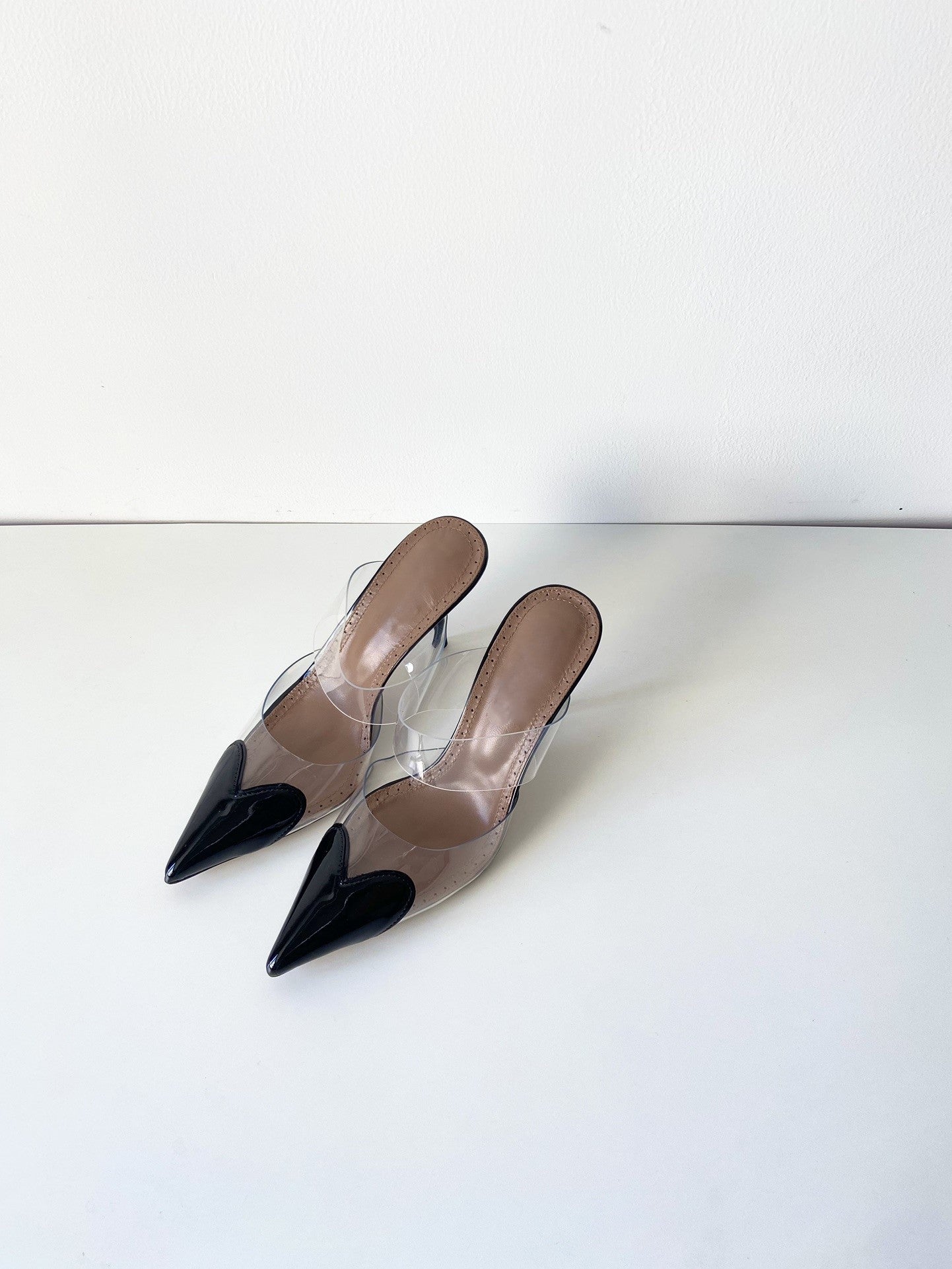 Heart high heel slippers