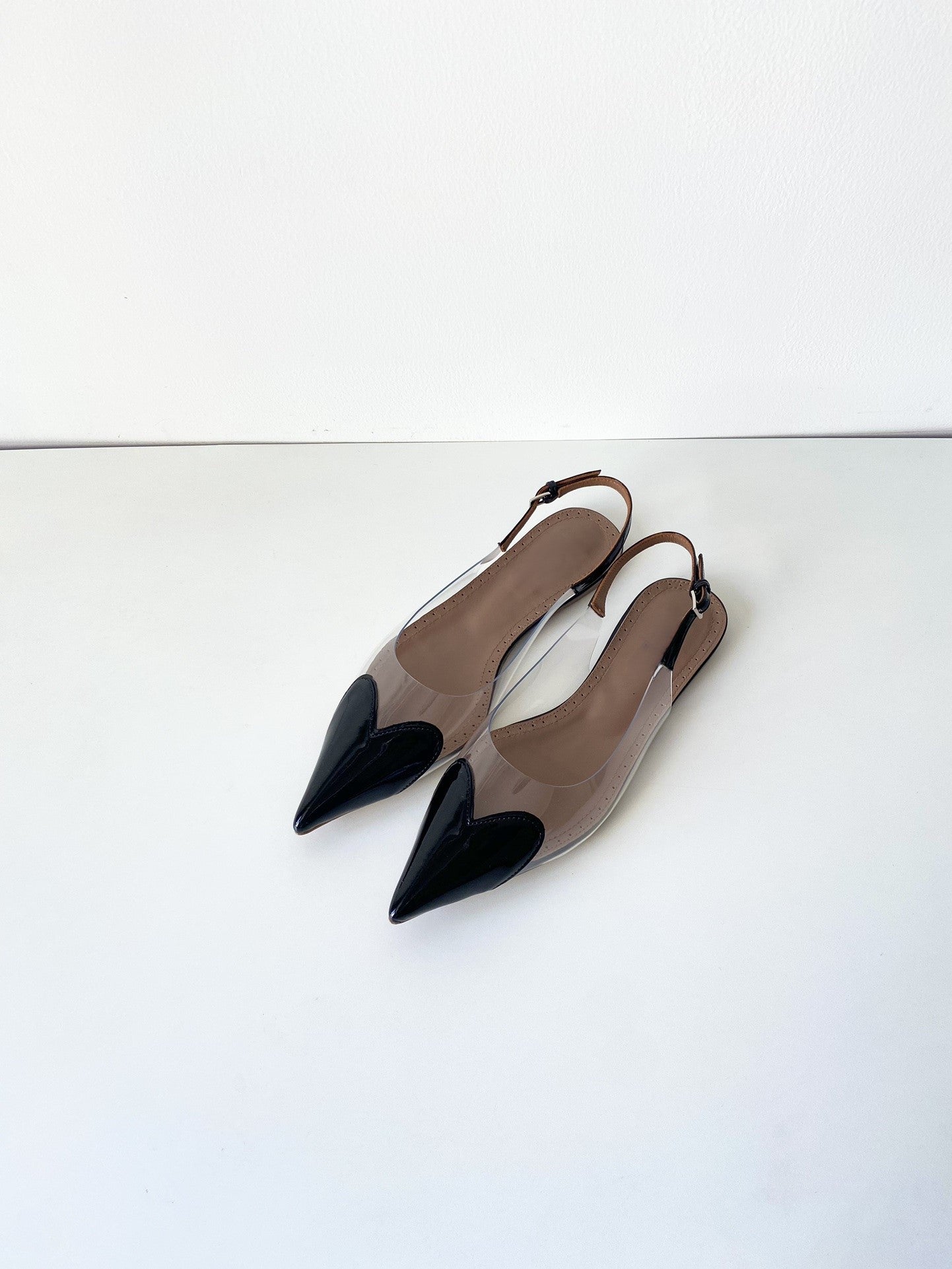 Love heart flat shoes