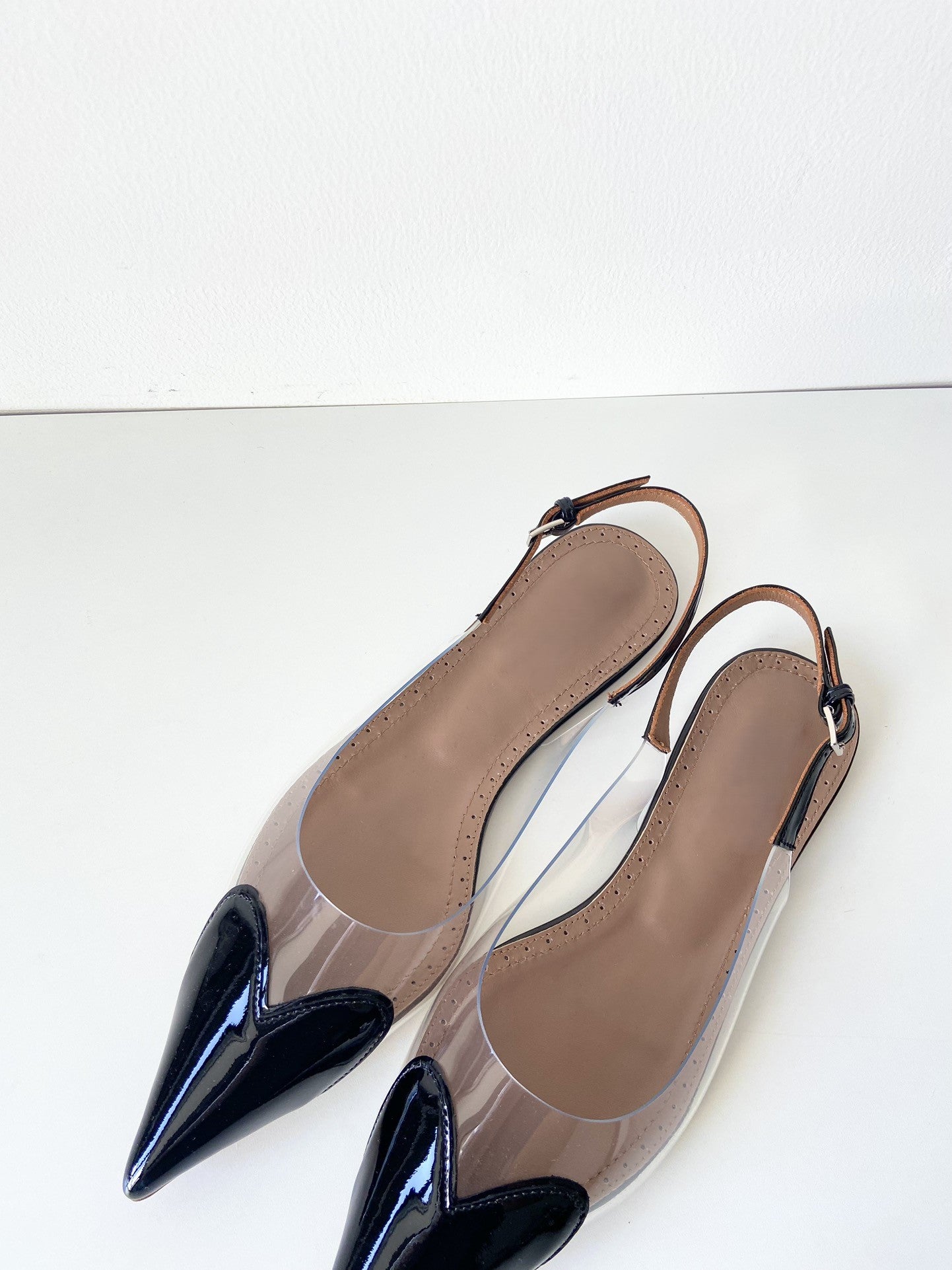 Love heart flat shoes