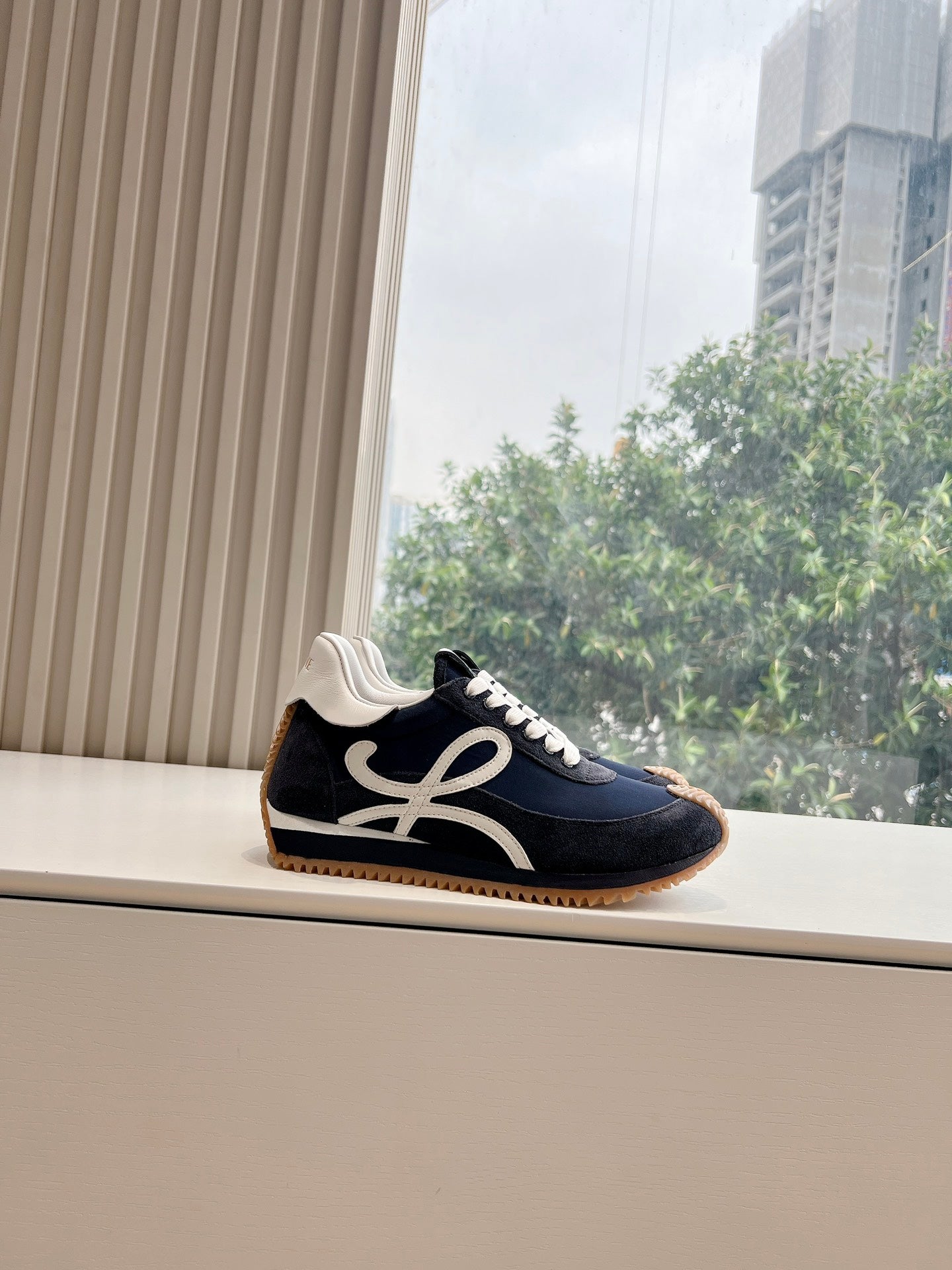 Colorblocked Dexterity Shoes