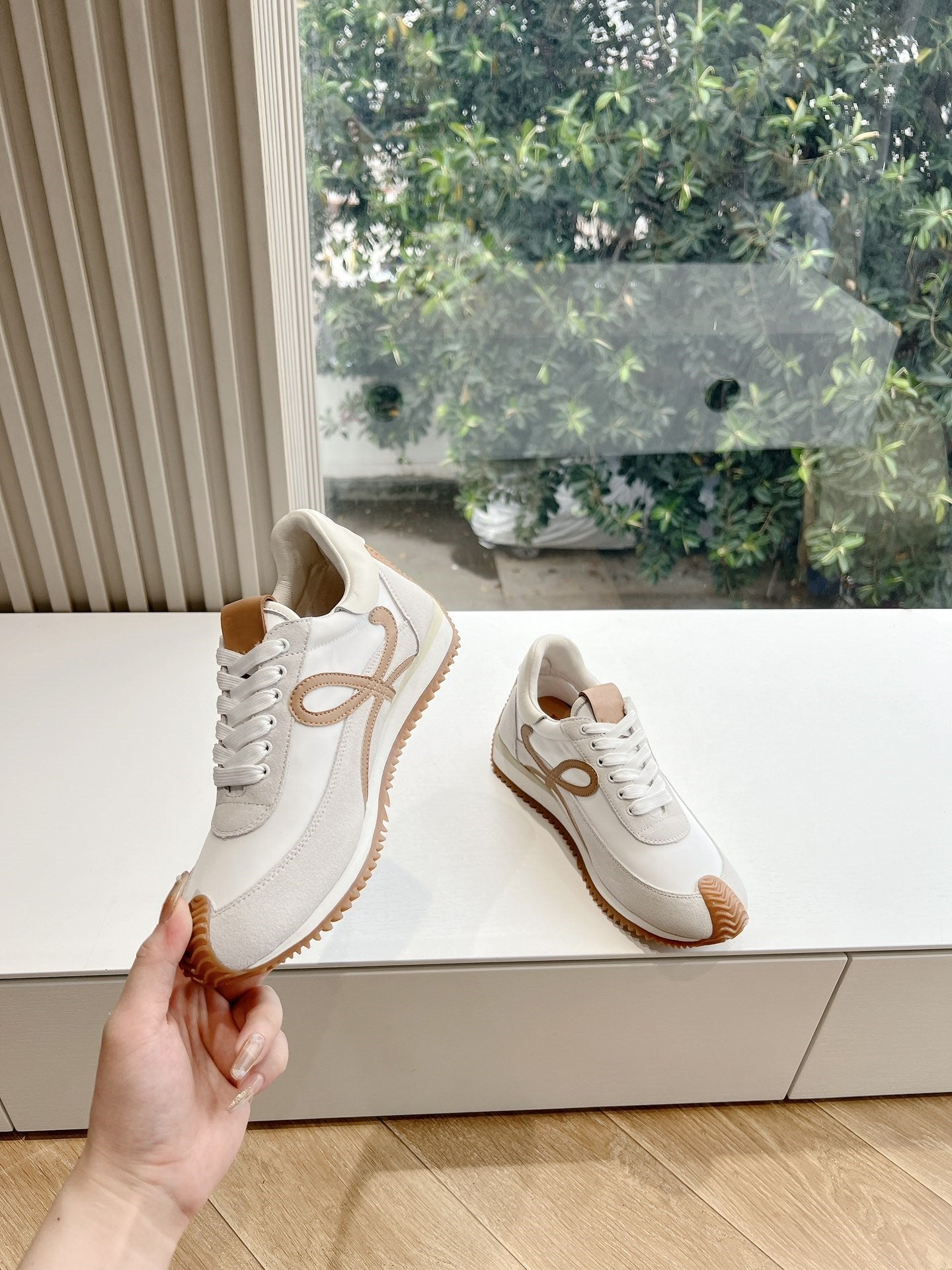 Colorblocked Dexterity Shoes
