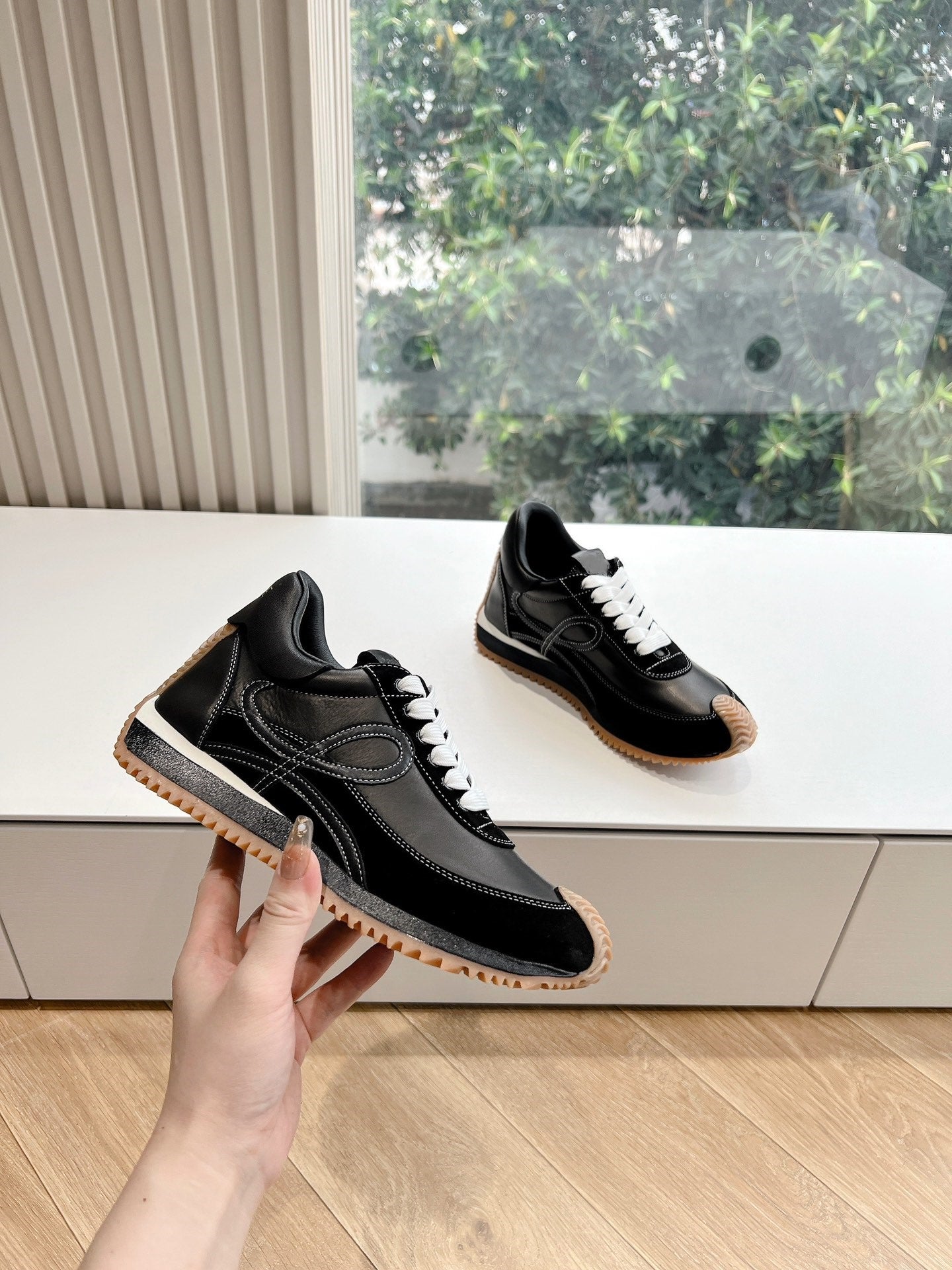 Colorblocked Dexterity Shoes