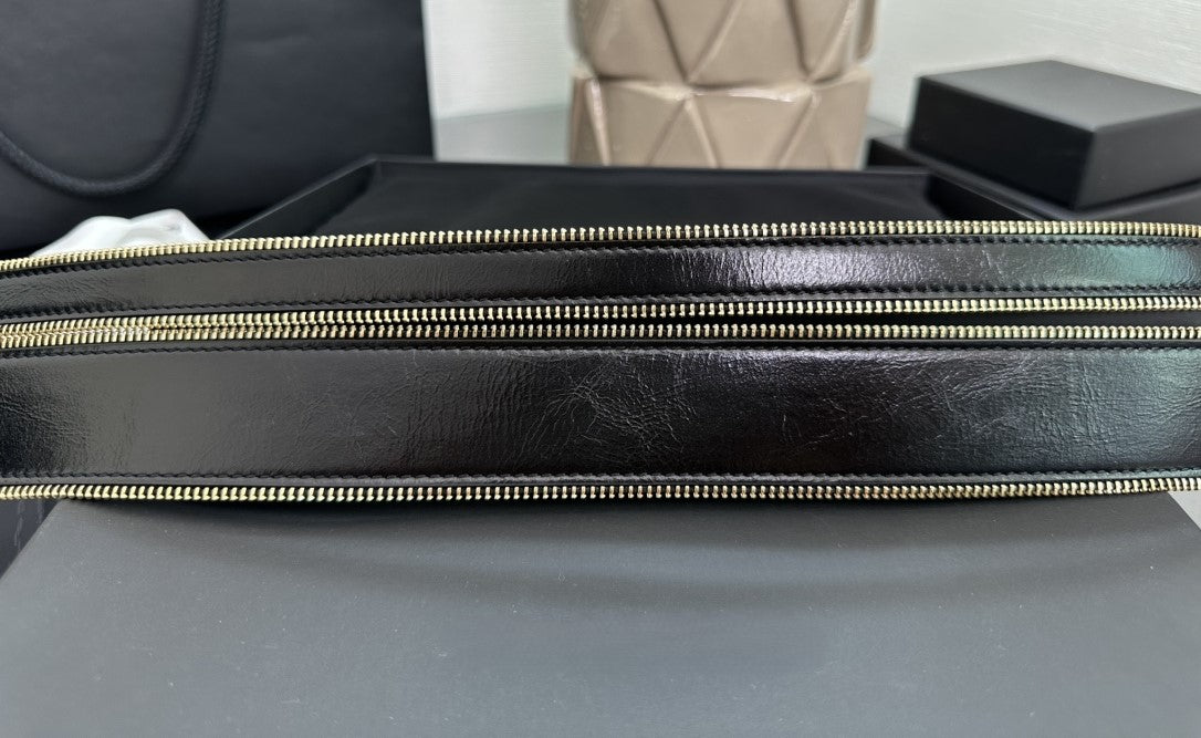 Leather belt