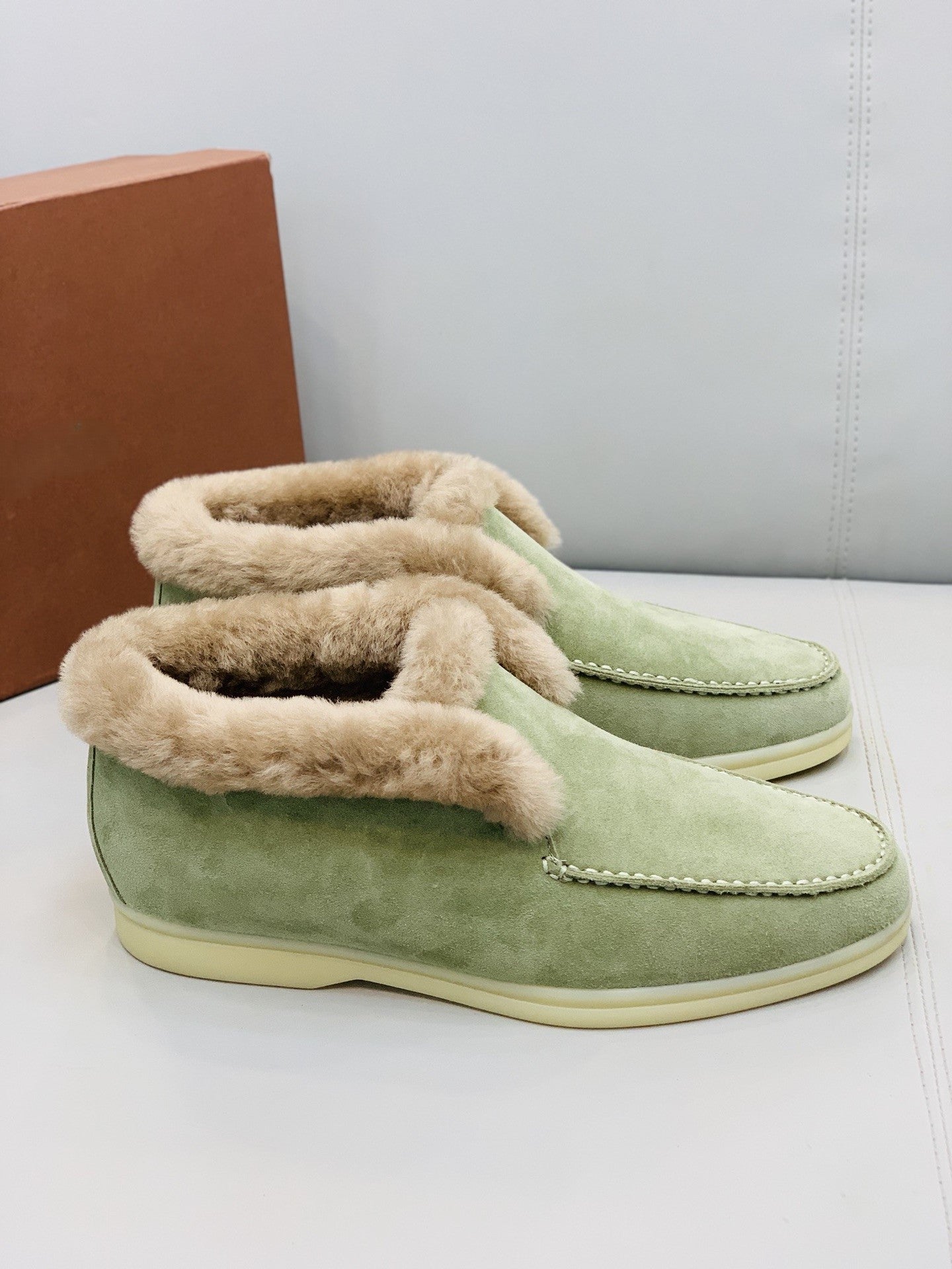 Casual loafers